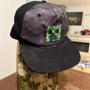 youth teen Minecraft ball cap hat snapback.